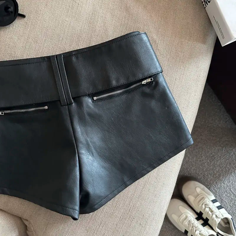 New 2026 Fashion Design Wide Belt PU Leather Shorts Women's Casual Booty Shorts