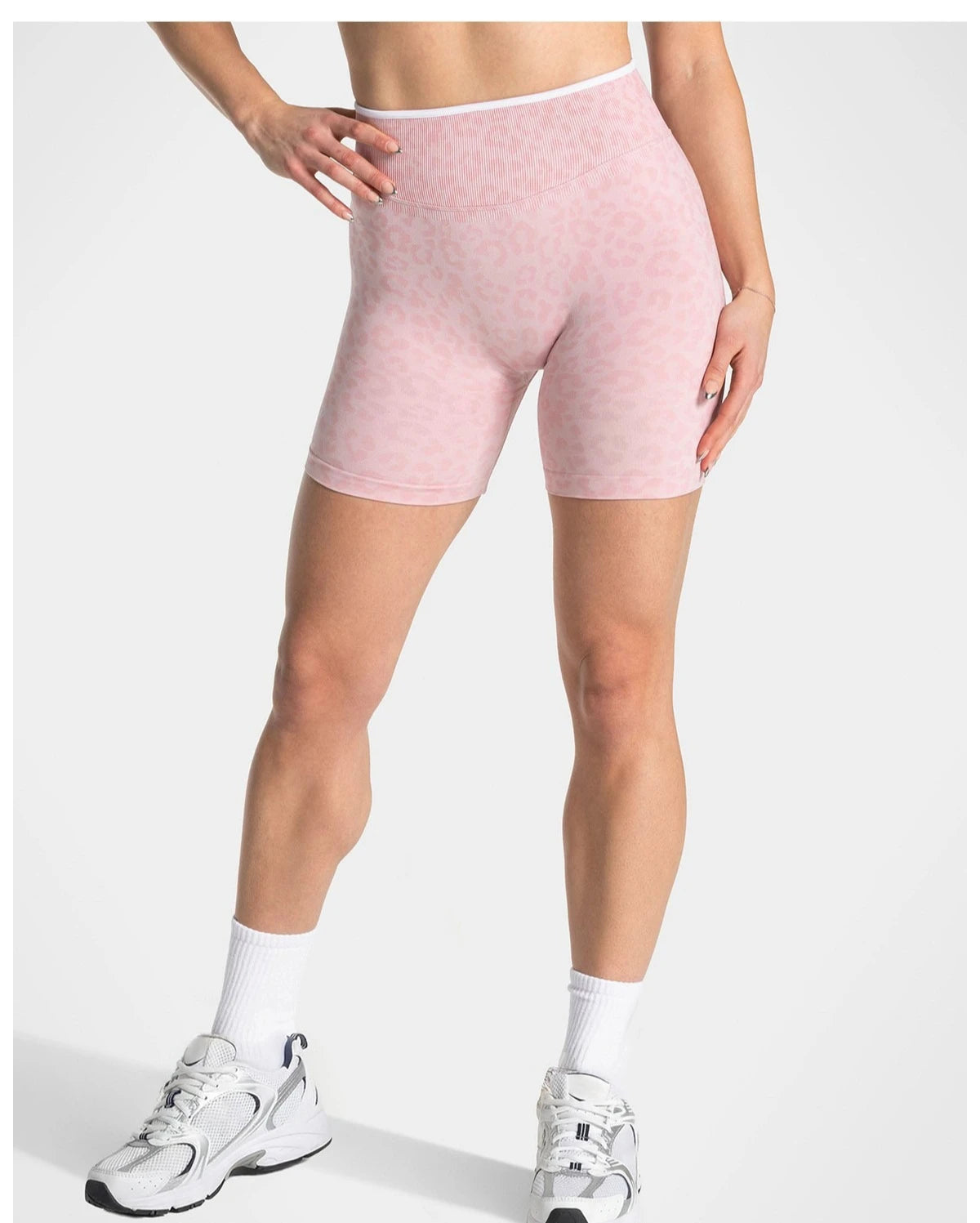 Custom LOGO women's hot-selling in high waist belly leopard print  colors seamless yoga hip lift tight running sports shorts