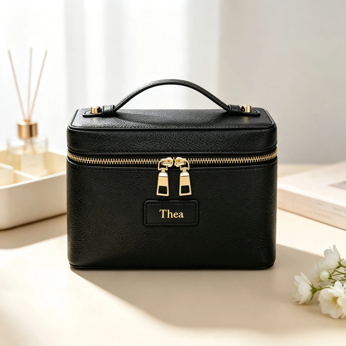 Customized Name PU Leather Cosmetic Bag with Zoned Storage and Large Capacity Travel Toiletry Bag for Autumn Winter New Arrivals