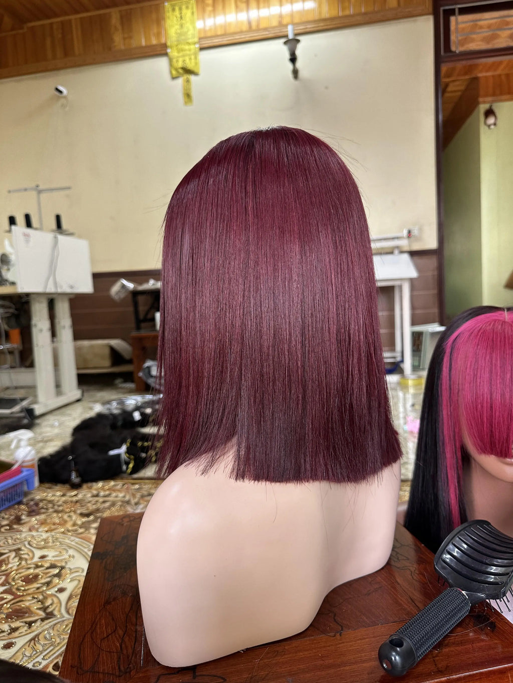 2025 Cheap Price 10 Inches Color Bone Straight Bob Wigs 100% Vietnamese Human Hair for Black Women