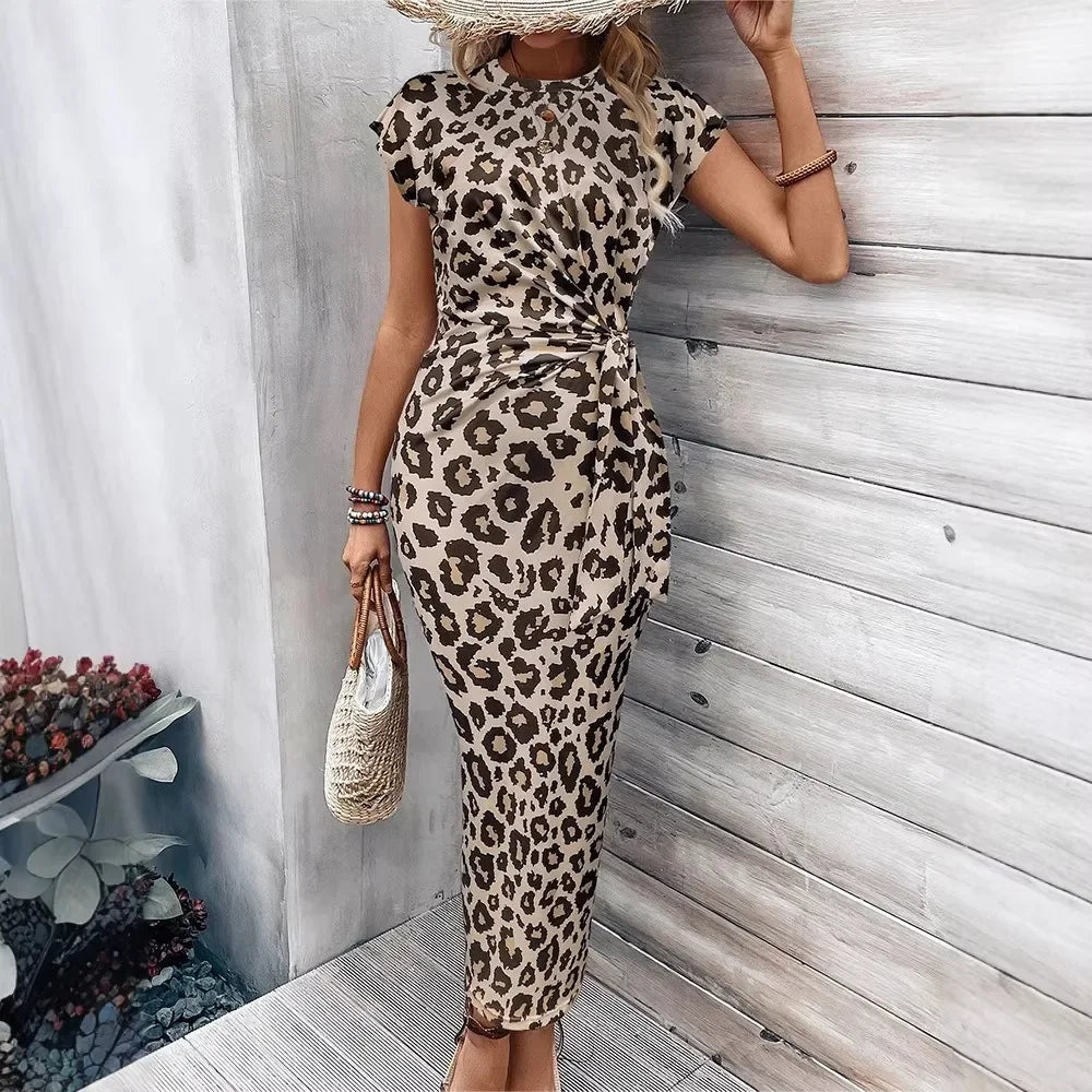 Retro leopard print dress with round neck covered sleeves twisted sides waist cinching, slim fit, hip hugging women's clothing