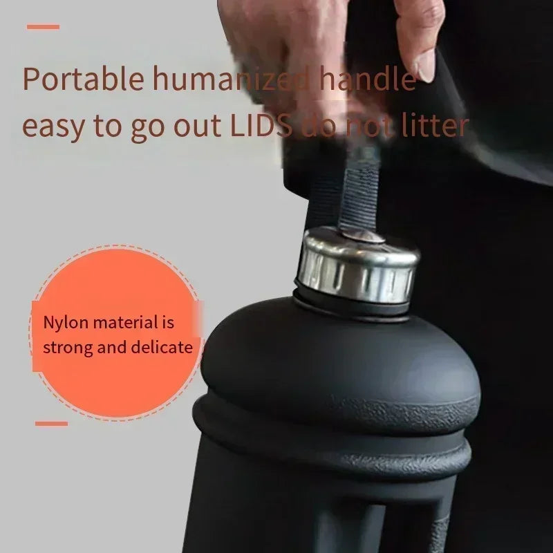 2.2L 1PCS New Large Sports Water Bottle Plastic Portable Travel Cups for Gym Fitness Outdoor Protein Shaker Cold Drink Container