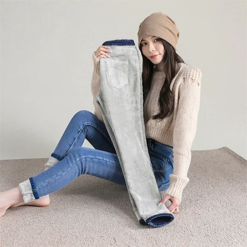 Lady Plush Thermal Jeans Winter Snow Warm Stretch Thin Jeans Women Fleece Pencil Pants Fashion Straight Leg Denim Trousers