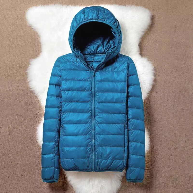 90% Ultra-light Thin Down Jacket Women Autumn Winter Plus Size Short Warm White Duck Down Coat Parka Female Portable Outerwear