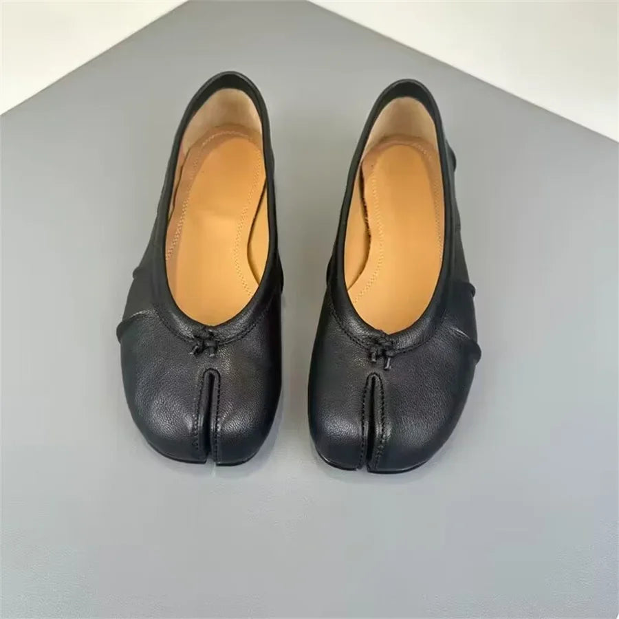Split Toe Women Ballet Flats Fashion Tabi Shoes Casual Slip-on Loafers Ladies Pleated  Leather Espadrilles Zapatillas Mujer