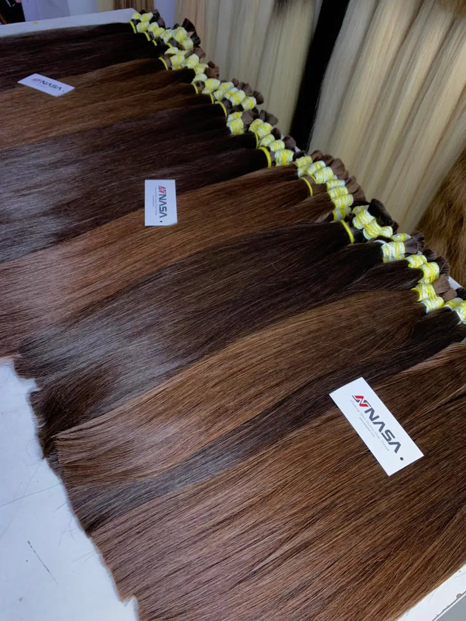 Factory Price Raw Vietnamese Hair Virgin Human Hair Super Double Drawn Customized Color Bulk Hair Extensions