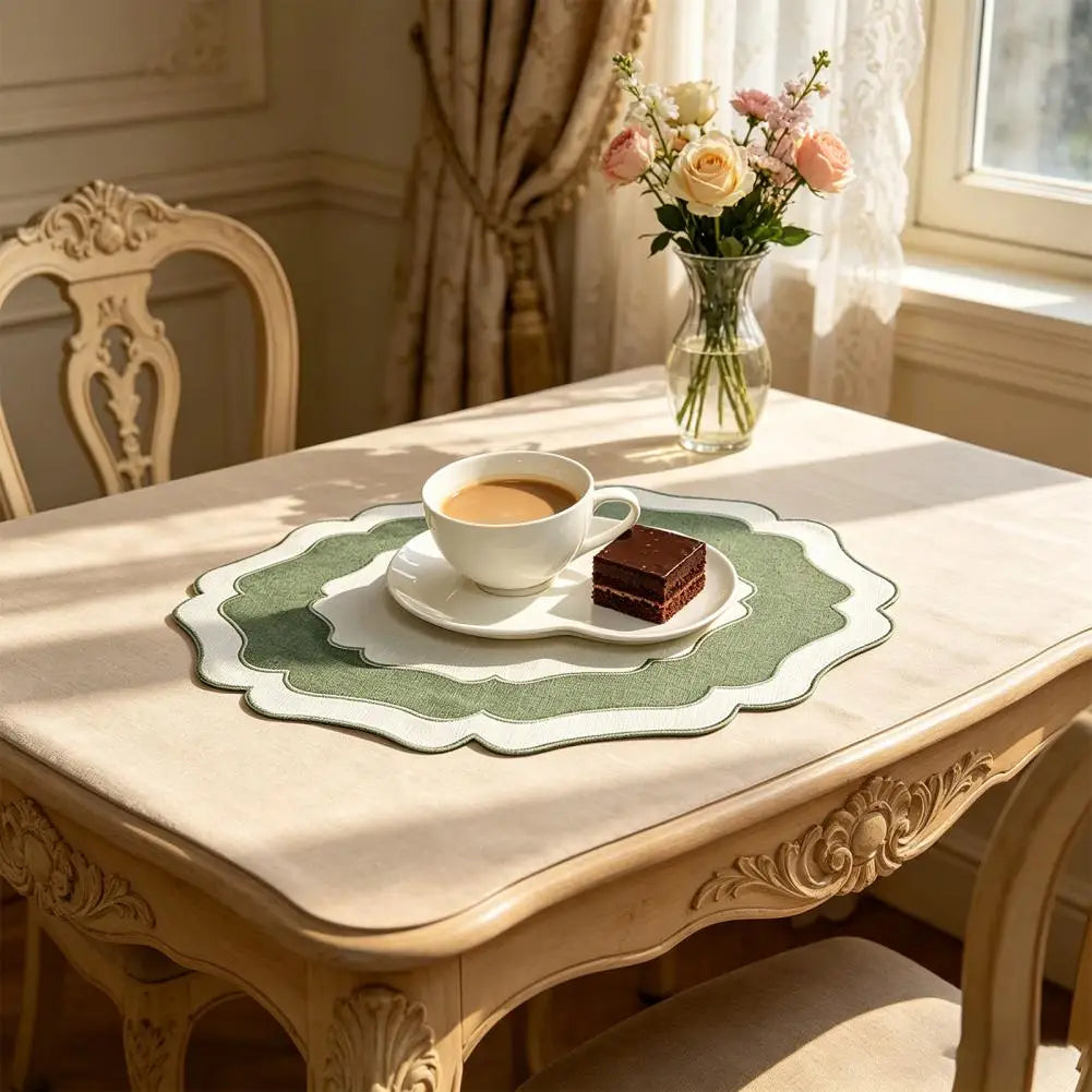 Textured Placemat Scalloped Linen Placemat Dining Table Mat Machine Washable Wrinkle Free Dining Placemat for Home Farmhouse Kit