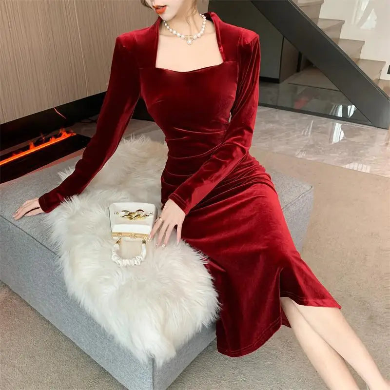 Socialite's Golden Velvet Fish Tail Long Dress Women's Red High-end Temperament Waist Cinching Dress Light Luxury Hip Hugging
