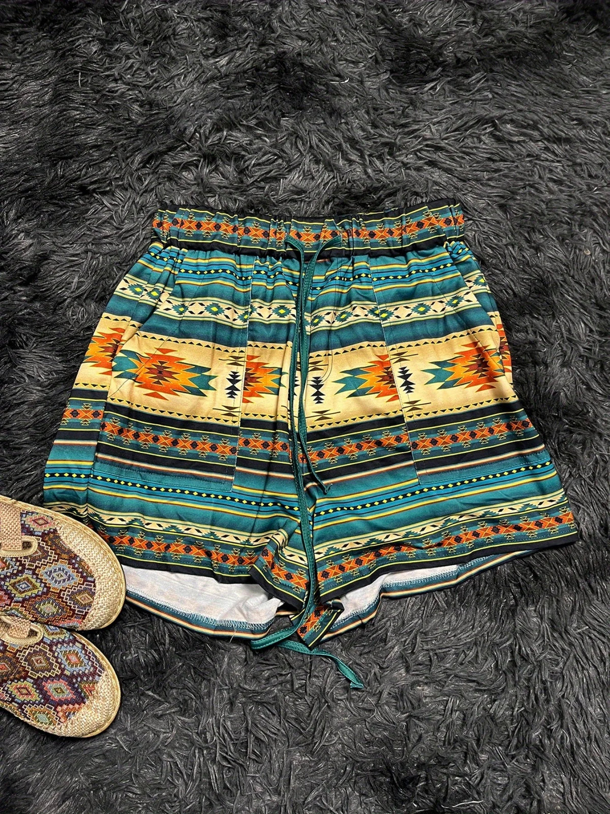 Women's Western Ethnic Resort Style Retro Casual Summer Geometric Pattern Printed Shorts