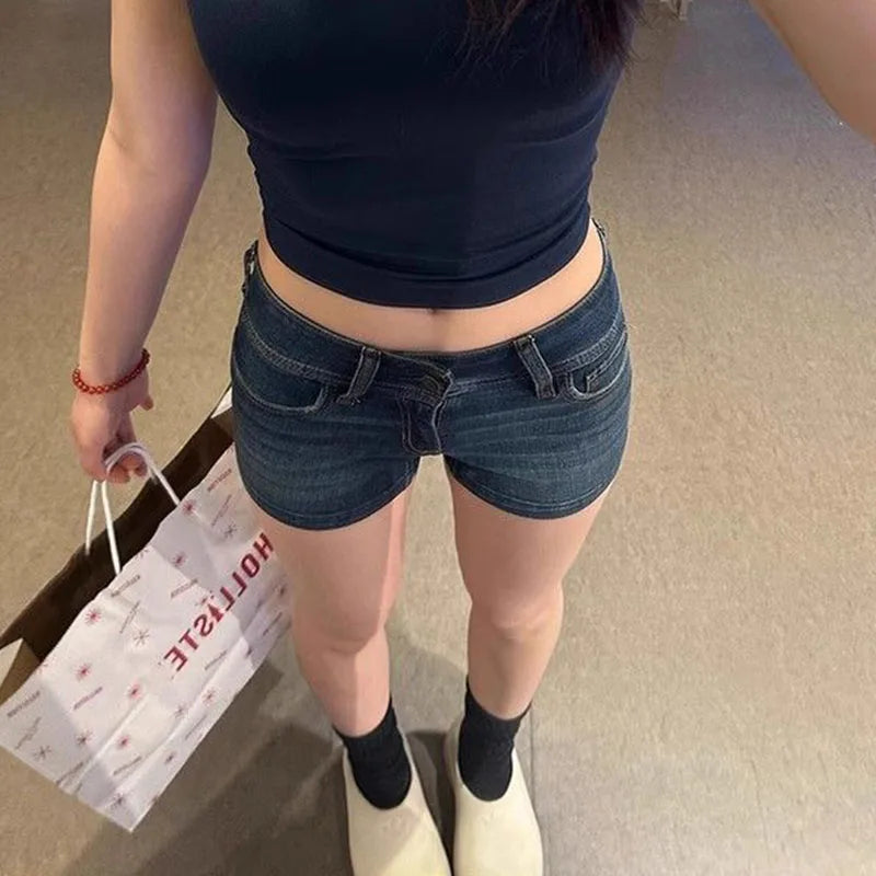 Retro Roll Up Hem Deep Blue Denim Shorts Women Summer Sexy Low Rise Hip Covering Hot Pants American Distressed Washed Jean Short