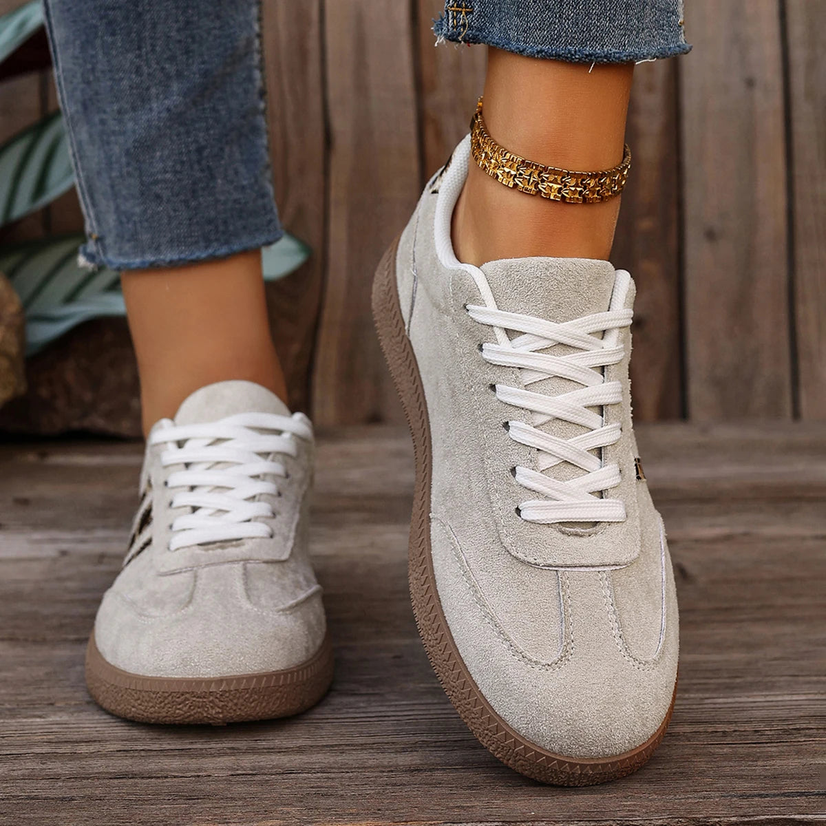 New Leopard Print Casual Sports Shoes for Autumn Winter, Large-sized Lace-up Anti-slip Round-toe Lace-up Women's Single Shoes 74