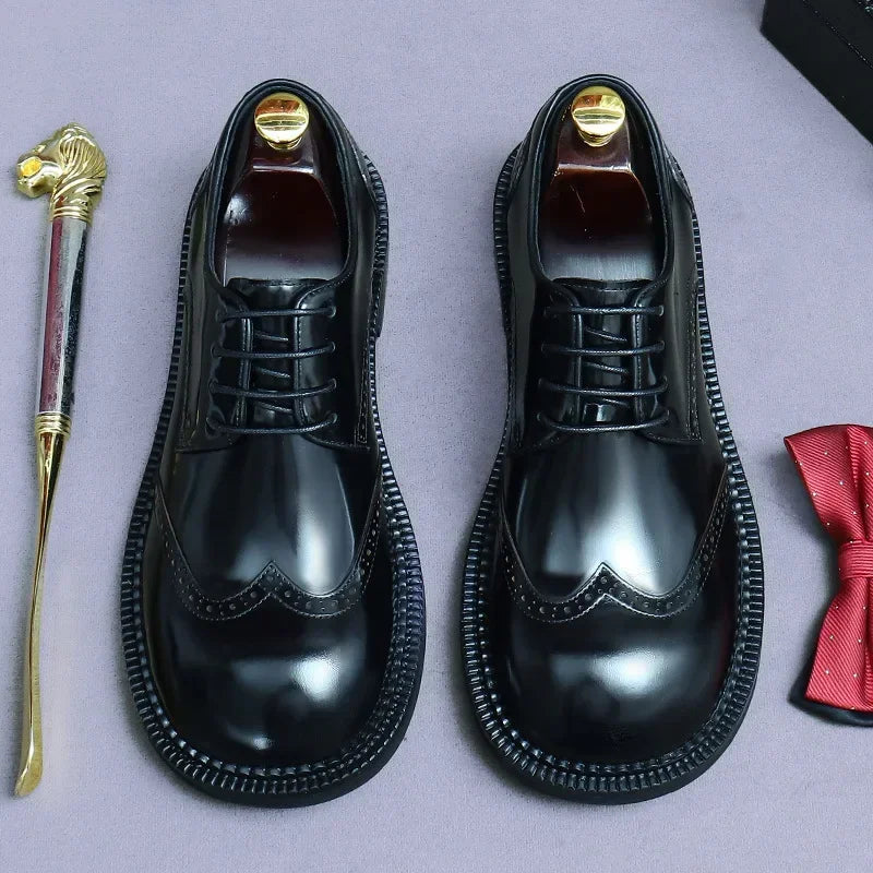 Retro Mens Dress Brogues Shoes Luxury Genuine Leather Round Toe Handmade Fashion Flat Autumn Black Wedding Social Shoes Man 2025