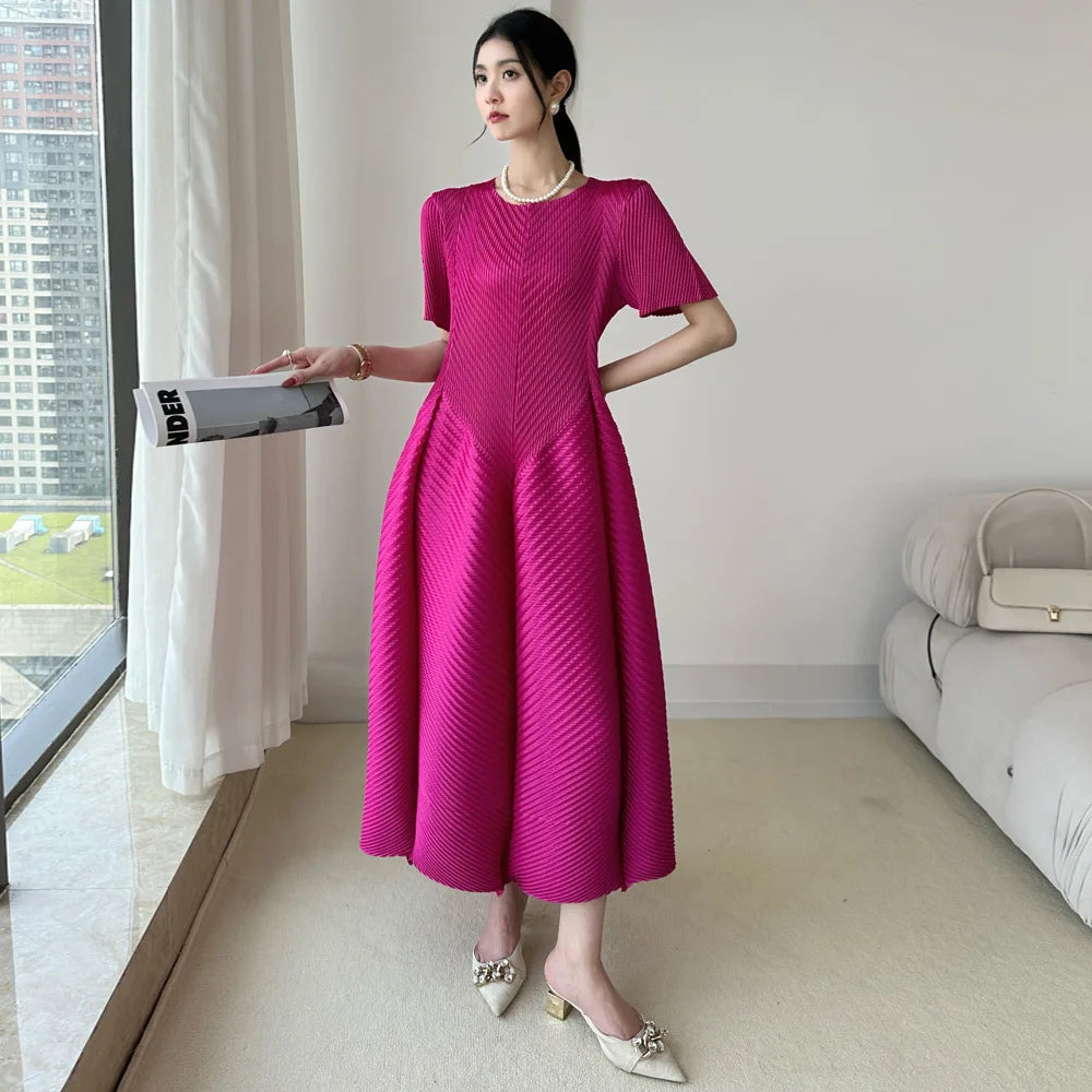 LANMREM High End Purple Pleated Women's Dress 2025 New Round Neck Short Sleeved Spliced Design Ball Gown Summer Dresses 2DB3489