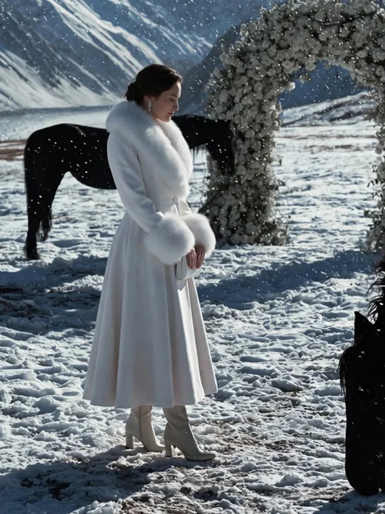 Women Detachable Faux Fur Collar Long Wool Blend Elegant A‑line Maxi Dress Coat Winter Vintage Luxury Slim Fit Wedding Outerwear