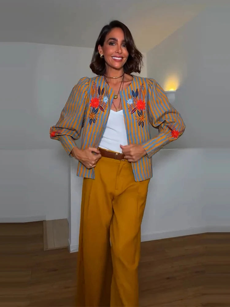 Fashion Striped Flower Embroidered Jacket Round Neck Long Sleeve Loose Coat Casual 2026 Early Autumn New Daily Ladies Clothing