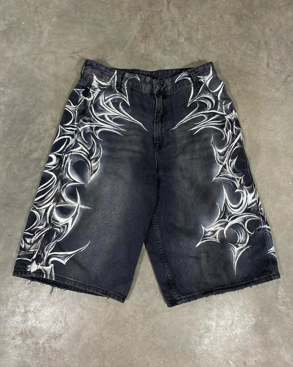 American Retro Gothic Halloween Geometry Graffiti Print Denim Shorts Men Women Y2k Low Waist Baggy Knee Length Jeans Jorts Short