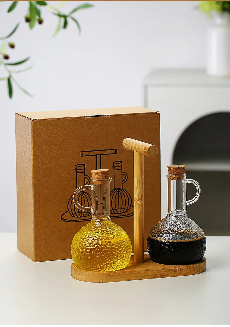 Household 300-350ml Heat-resistant Glass Oil Pot with Wooden Stand, Liquid Seasoning Bottle, Striped Sauce and Vinegar Oil Pot