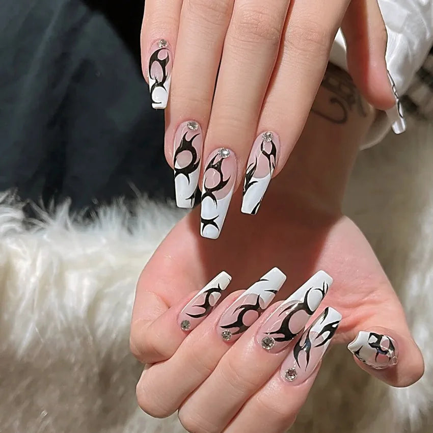 24Pcs/Set Blue Sky White Cloud Fake Nails Glue DIY Manicure Pattern Design False Nail French Stiletto Full Cover Nail Art Tools
