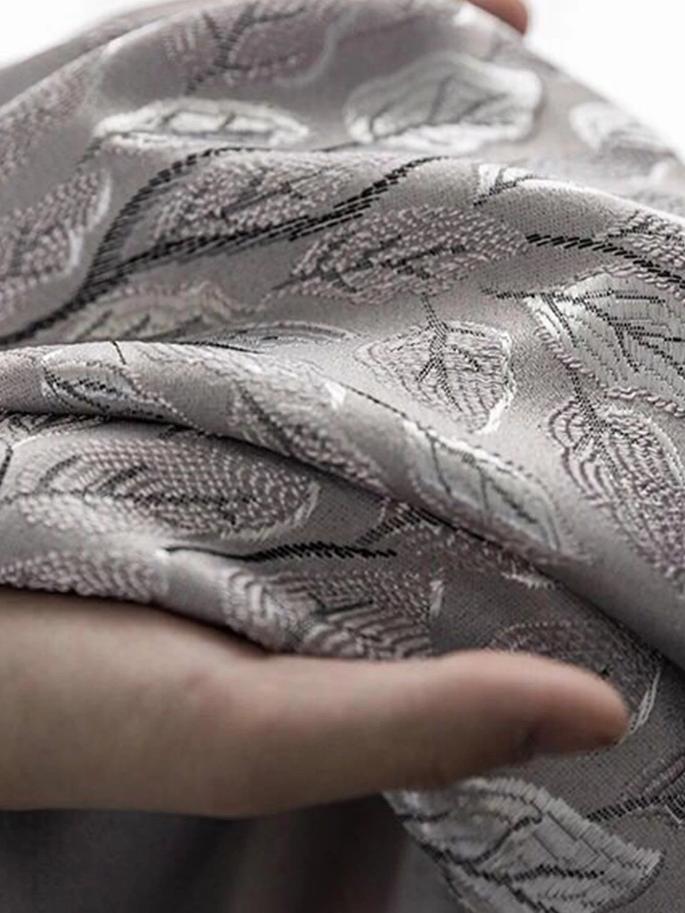 1pc Modern simple thickened jacquard thermal insulation curtain finished modern living room bedroom window