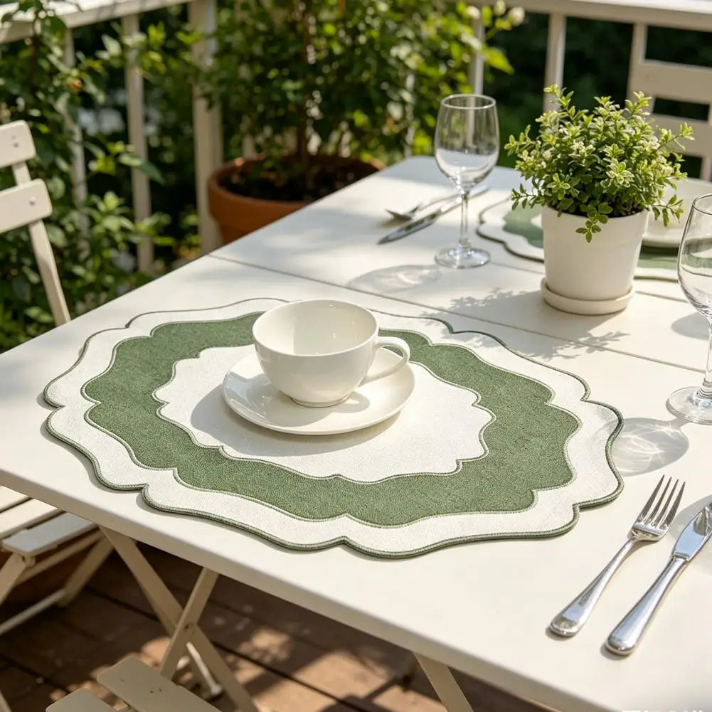 Textured Placemat Scalloped Linen Placemat Dining Table Mat Machine Washable Wrinkle Free Dining Placemat for Home Farmhouse Kit