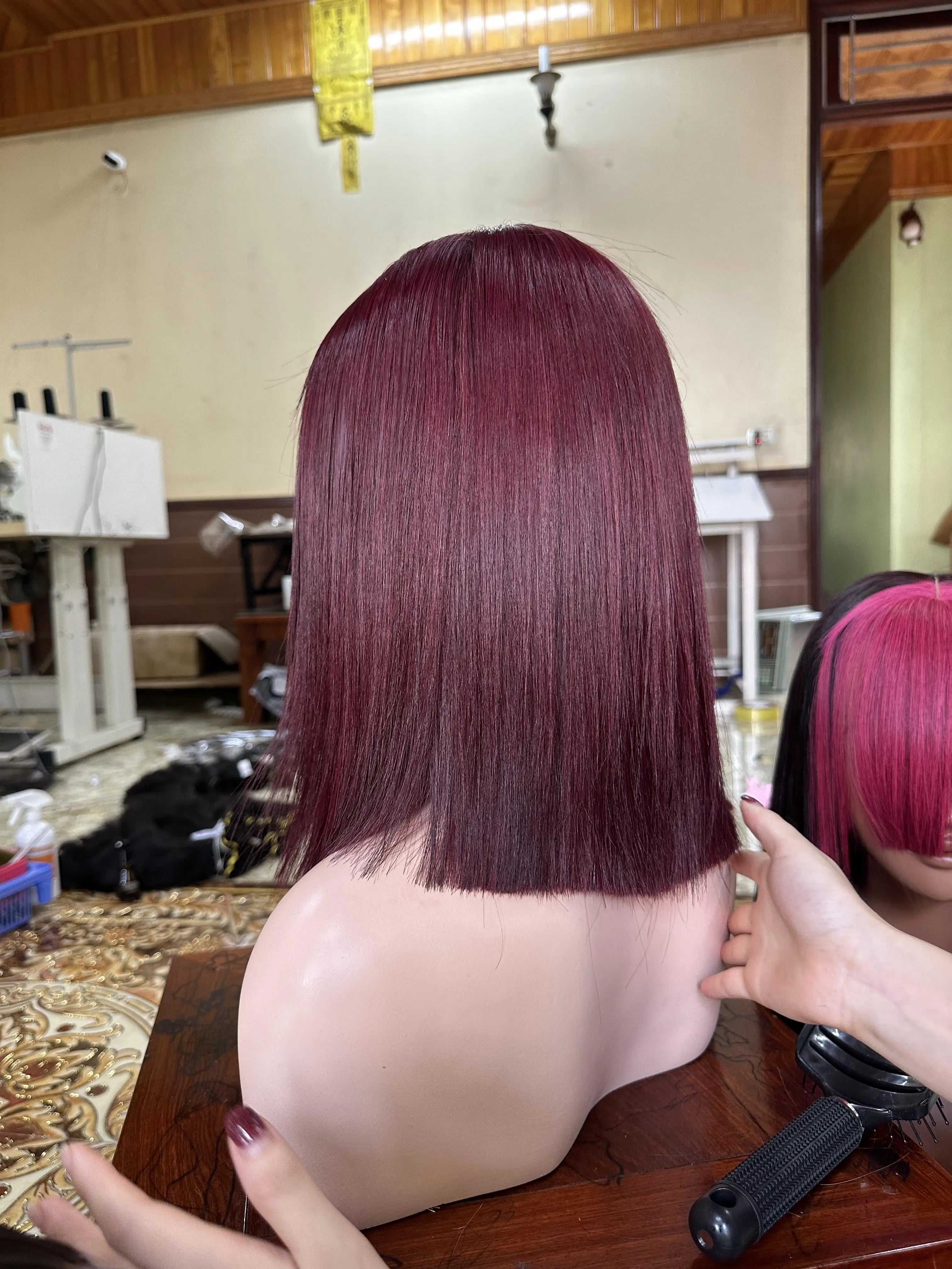 2025 Cheap Price 10 Inches Color Bone Straight Bob Wigs 100% Vietnamese Human Hair for Black Women