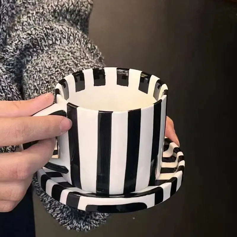 European Striped Ceramic Coffee Cup Saucer Modern Breakfast Dessert Plate Tea Cup Decorative Art Striped Coffee Cup 200 Ml Decor