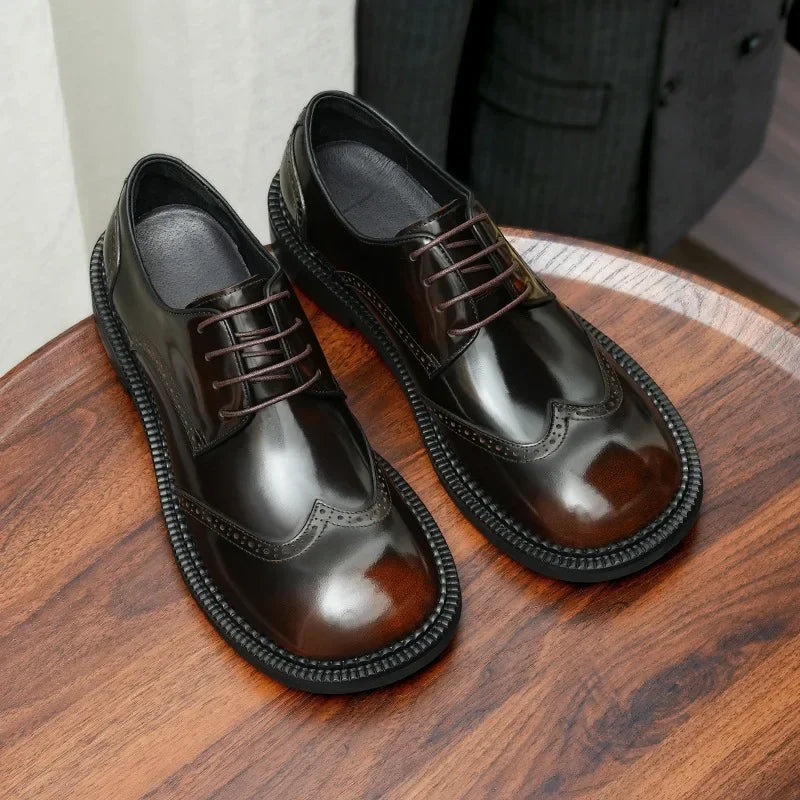 Retro Mens Dress Brogues Shoes Luxury Genuine Leather Round Toe Handmade Fashion Flat Autumn Black Wedding Social Shoes Man 2025