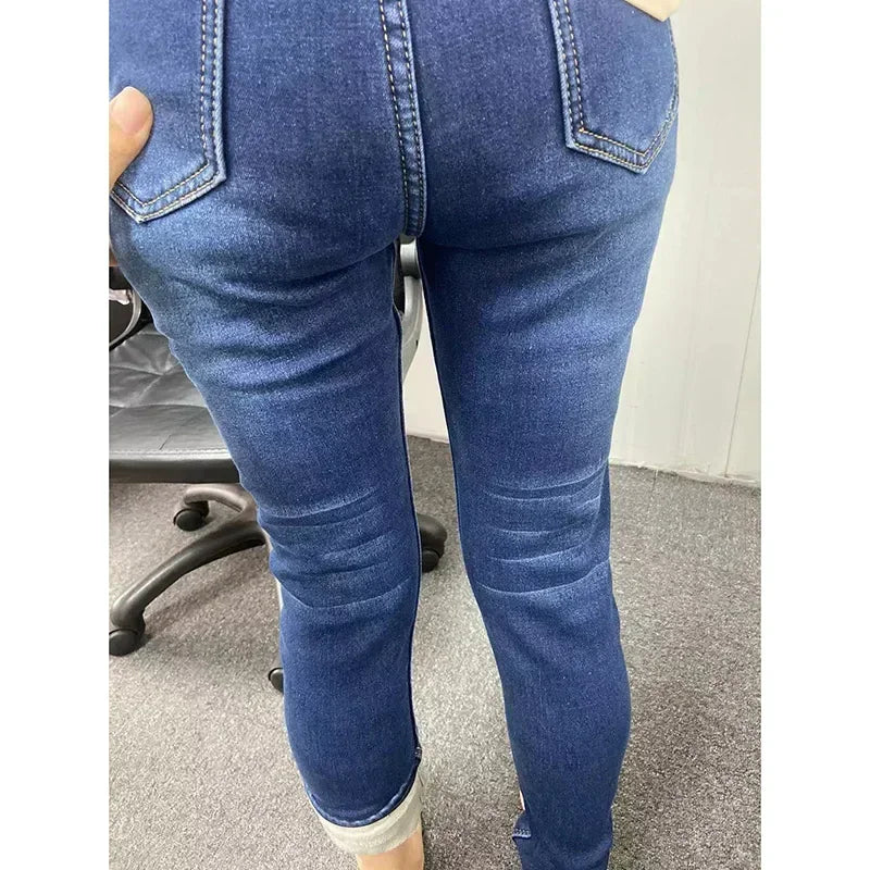 Lady Plush Thermal Jeans Winter Snow Warm Stretch Thin Jeans Women Fleece Pencil Pants Fashion Straight Leg Denim Trousers