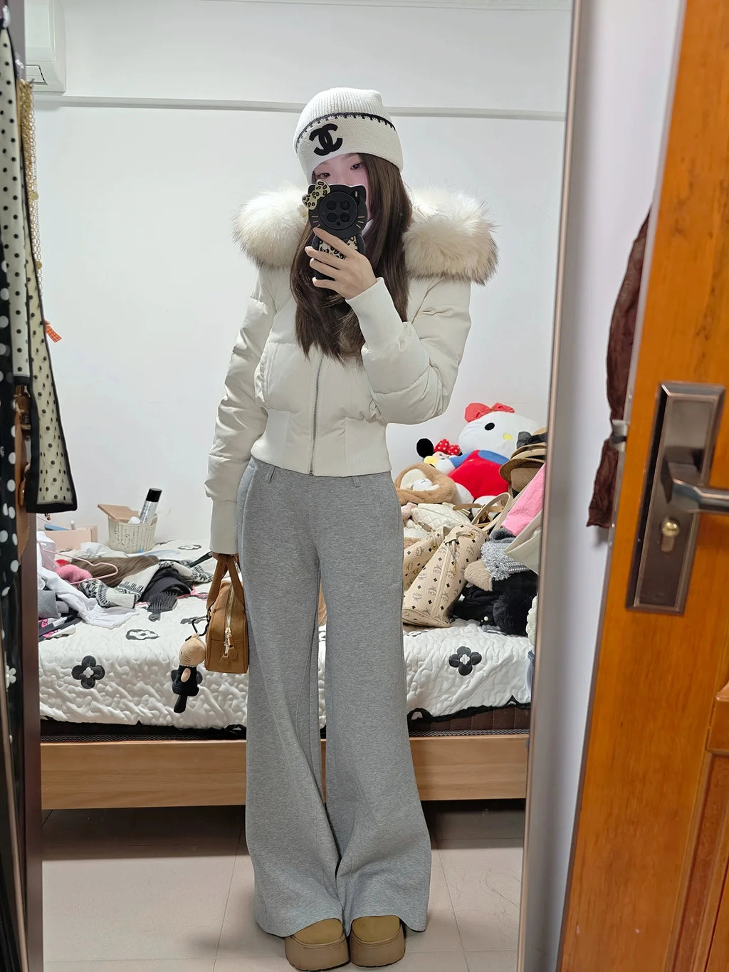 Winter New Women's Faux Fur Hooded Thick Padded Coat Slim Waist Short Cotton Jacket Sweet Style Warm Outerwear Parka