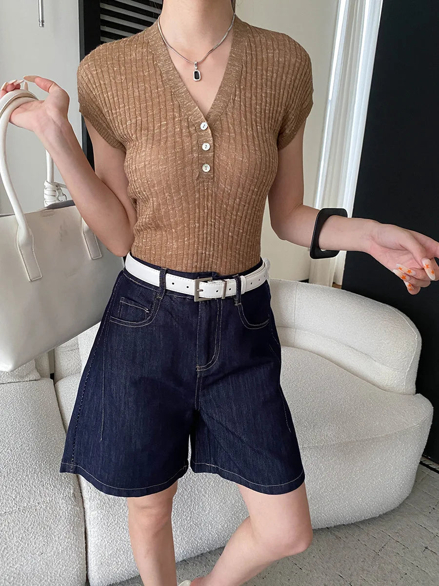 Summer women's casual solid color bright stitching wide leg denim shorts