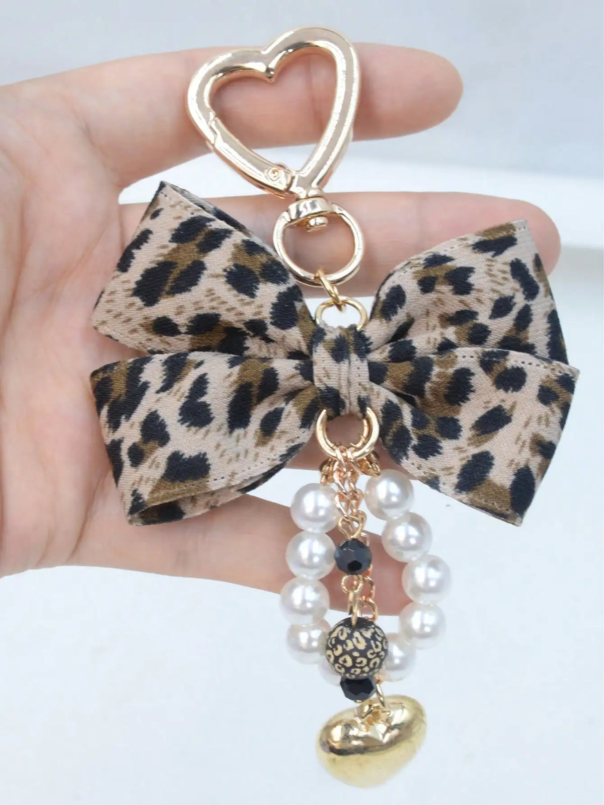 Leopard Print Bow Keychain Heart Pendant Women's Bag Simple Charm Pearl Keychain Beaded Charm Gift For Women