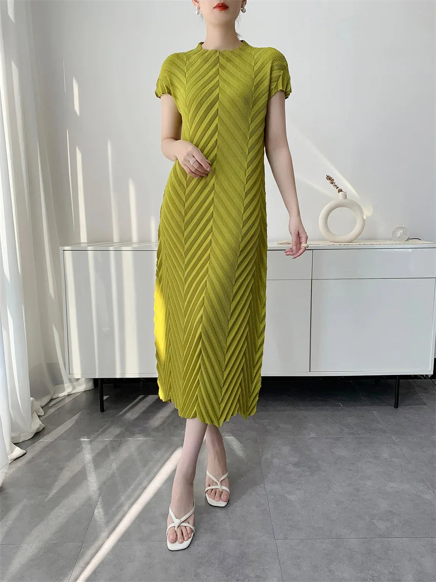 Miyake Handmade Pleated Dress Women's 2026 Spring New Solid Color Half-high Collar Sleeves Pullover Elegant Pleated Skirt