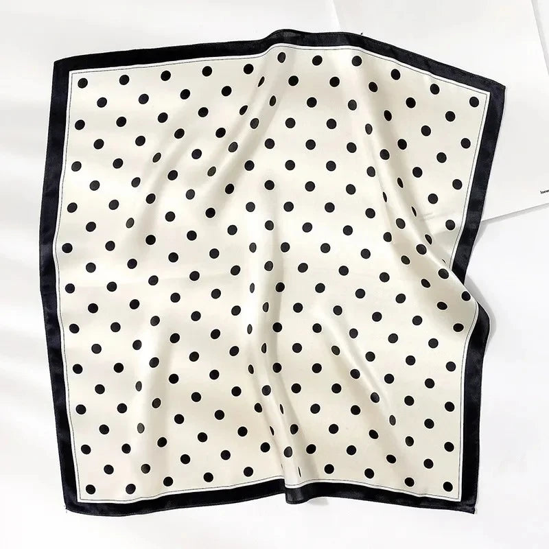 Nature Silk Neck Scarves Lady Foulard Lovely Strawberry Print 100% Real Silk Square Scarf for Women Bag Ribbon Hairband Kerchief