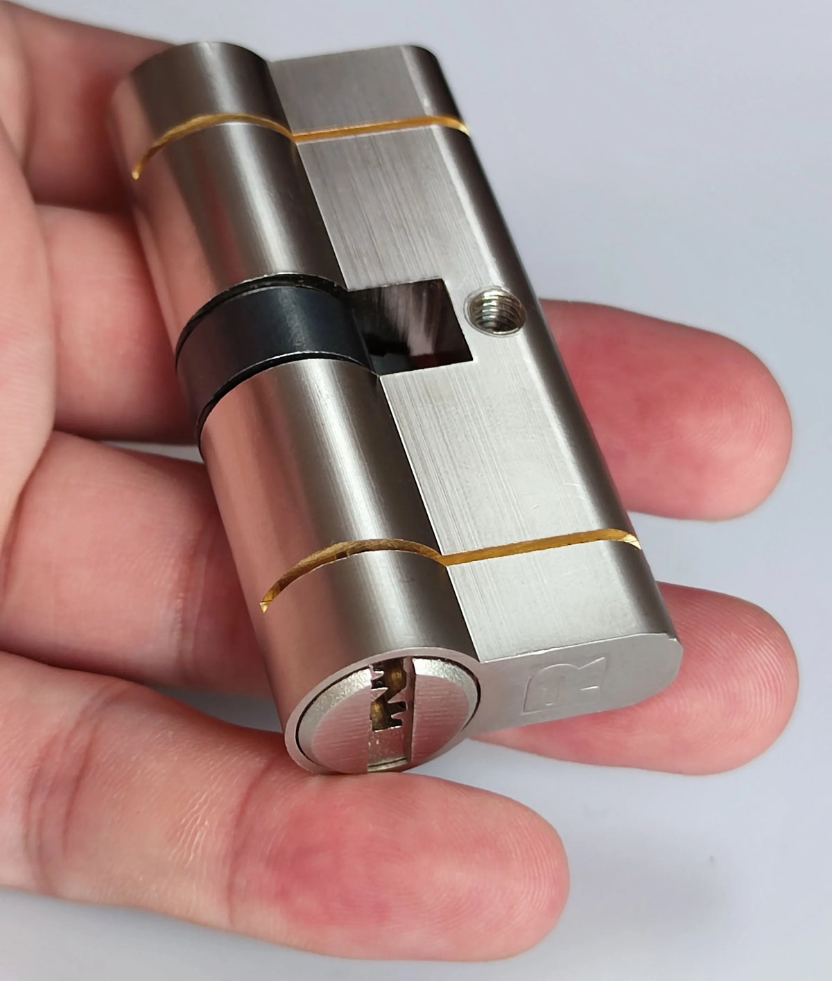 European standard high quality Cylinders， Lock cylinder ，Door cylinder ， Entry door lock Cylinders for locks ， Cylinder door