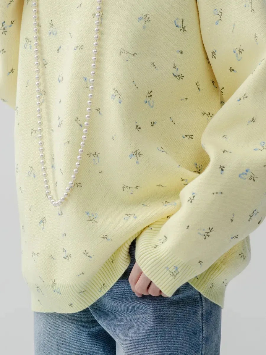 Women's Cream White Floral Print Longline Knit Sweater Crew Neck Relaxed Fit Cardigan with Flowers Fall Winter Boho Chic