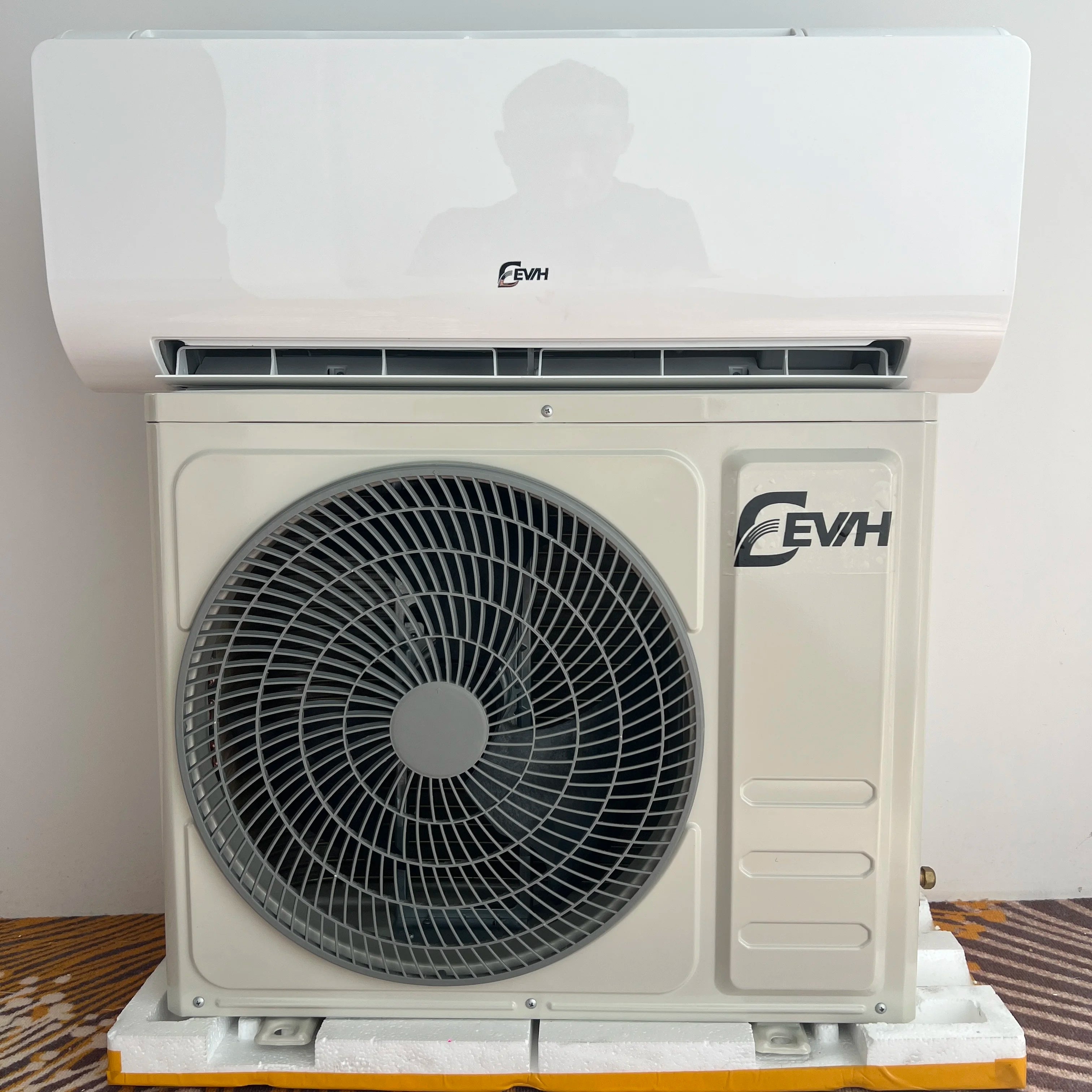 Hot Sale Low Price air Conditioner 1.5HP 12000Btu Split Inverter Air Conditioner Heavy-Duty Strong Cooling Suitable for Home Use