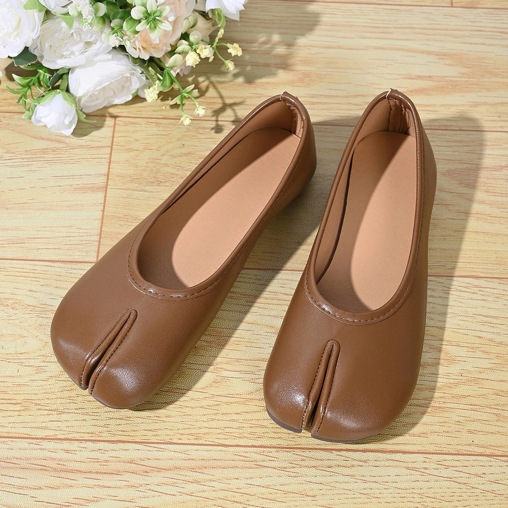 Japanese Style Tabi Ninja Shoes Women Cozy Leather Flats Split Hoof Toe Loafers Femme Mary Jeans Mocasines Ladies Ballerina Shoe
