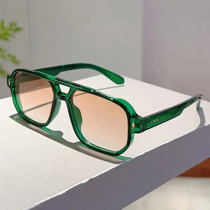 New HD Ultra Light Small Arrowhead Fashion Sunglasses UV400 Retro UV Protection Driving Street Shooting Riding Shades Eyeglasses