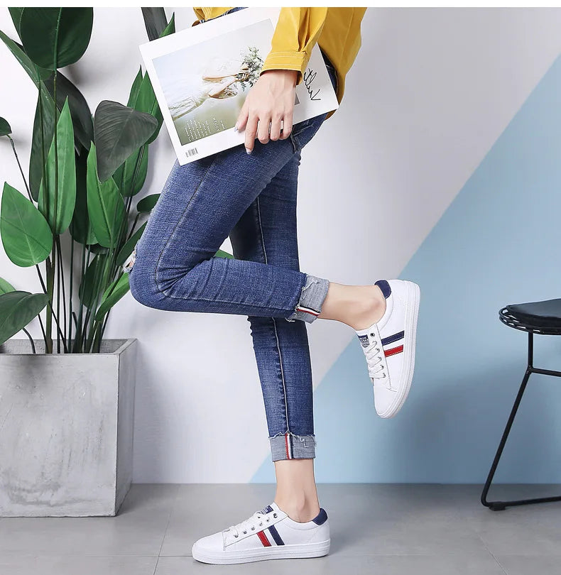 2026 Spring/Summer Autumn/Winter Casual Women's Leather Shoes White Flat Bottom Soft soled Breathable Sneakers Running Shoes