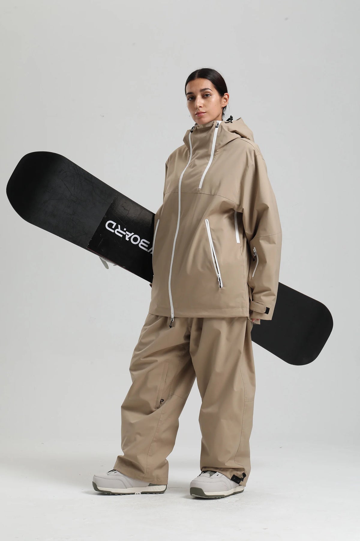 Gsou Snow 2025 Unisex Color-Block Ski Suit Loose Fit Snowboard Waterproof Windproof Breathable Professional Winter Outdoor Wear
