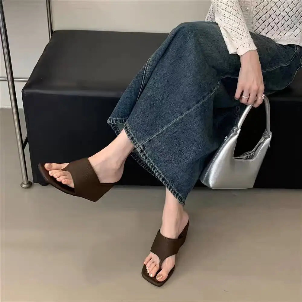 2025 Spring and Autumn New Style Slimming Slope Heel Korean Version Bare Toe Flip Flops Cool Slippers Sandals
