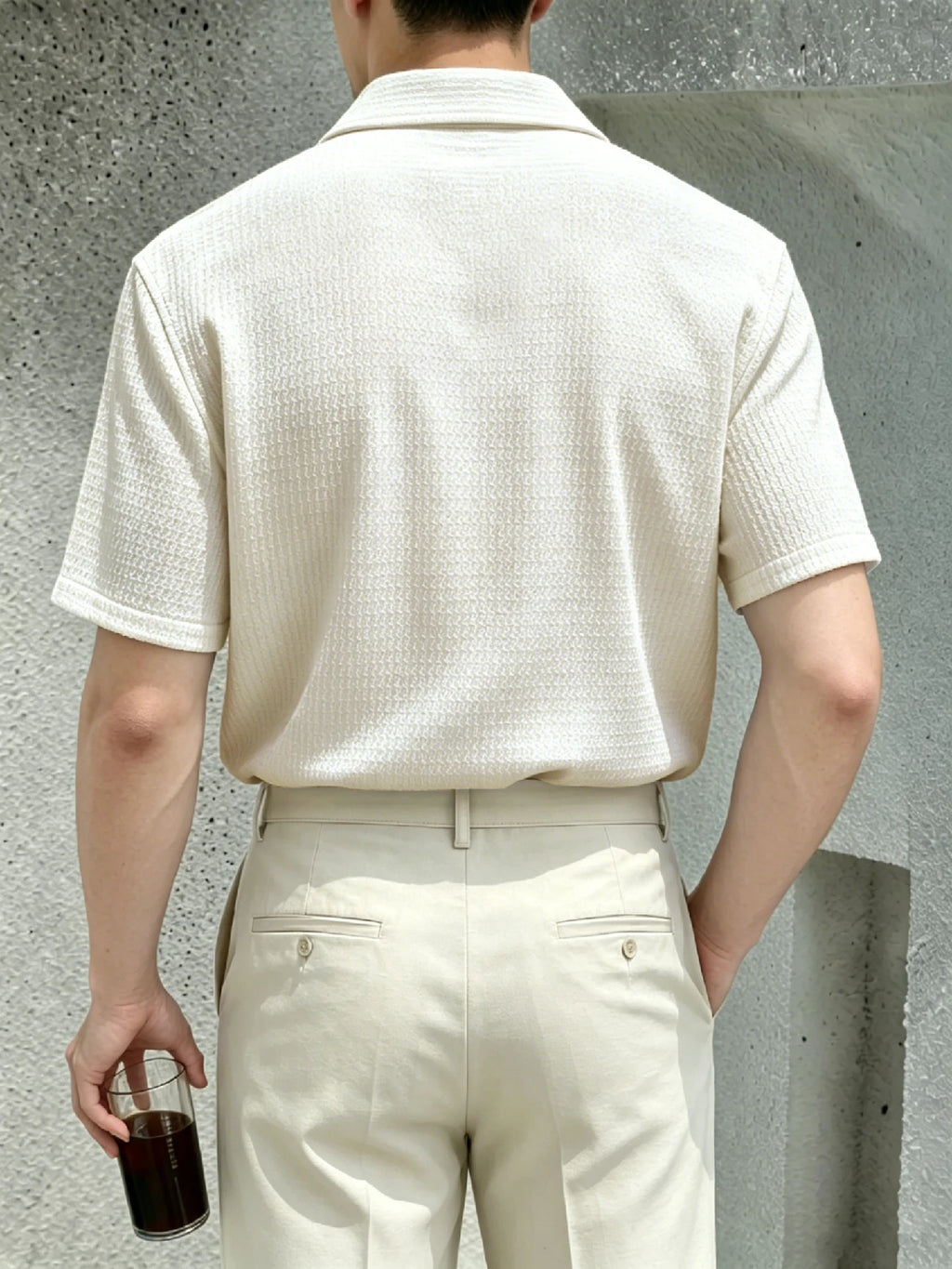 Men's Minimal Commute Textured Short Sleeve Shirt, Lapel Button Placket, Crinkle Breathable Fabric, Elegant Top for Office Daily