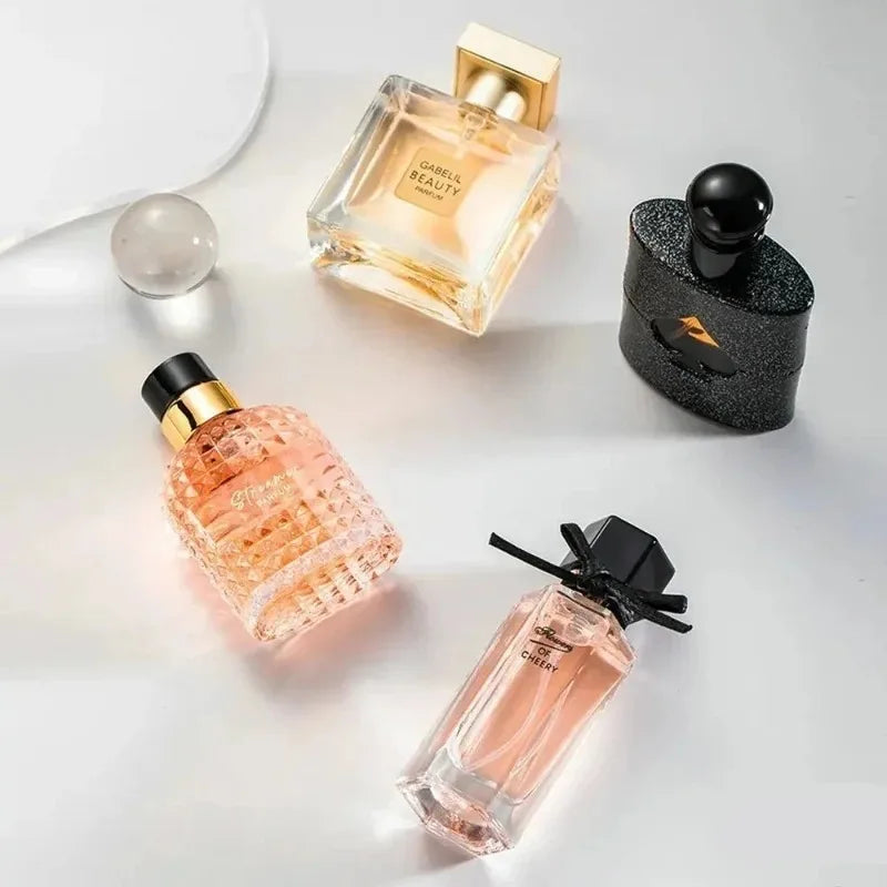 Women’s Perfume Gift Set of 4 Long Lasting Floral Woody Fragrances 105ml Elegant Captivating Scent Collection Perfect Gift
