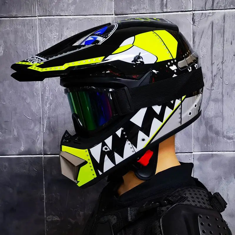 ORZ-905-Mountain bike off-road helmet, four season electric bike helmet, men's rally helmet, mountain speed reduction