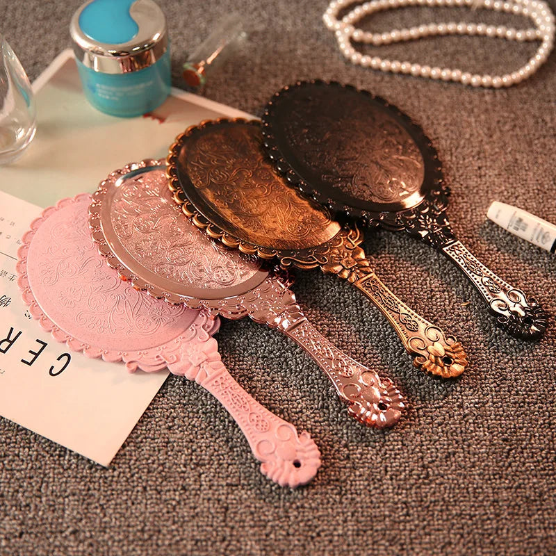 Portable Vintage Handheld Makeup Mirror Hand Hold Oval Cosmetic Mirrors European Style Noble Ancient Court Mirror Beauty Tool