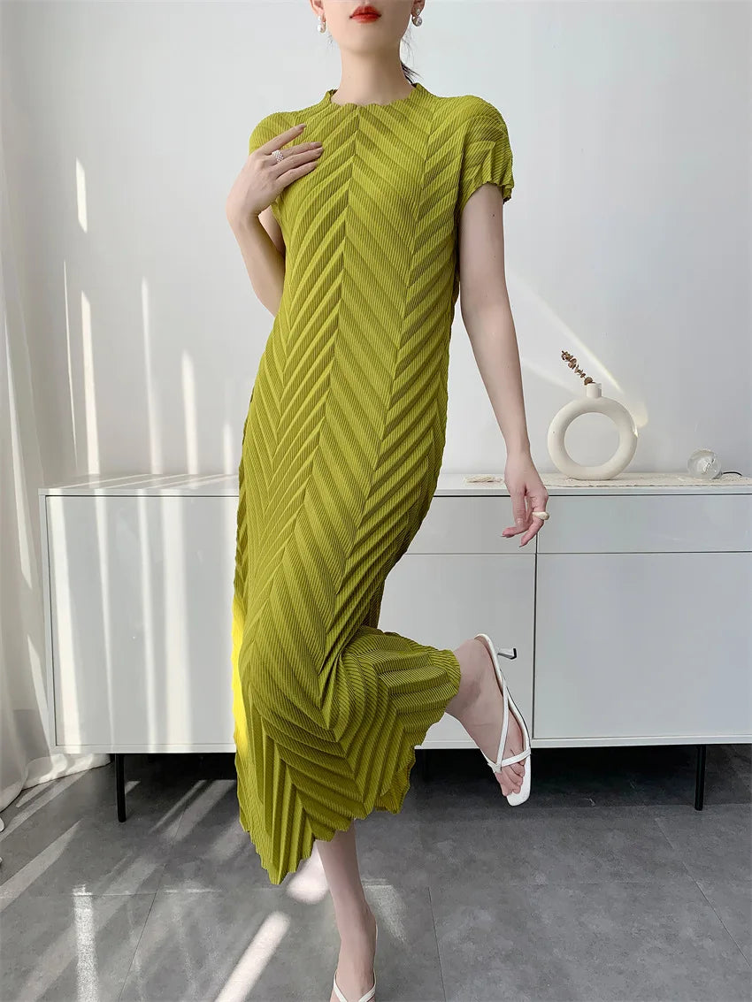 Miyake Handmade Pleated Dress Women's 2026 Spring New Solid Color Half-high Collar Sleeves Pullover Elegant Pleated Skirt