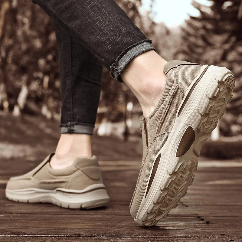 Men's Casual Shoes Canvas Breathable Loafers Men 2025 New Male Comfortable Outdoor Walking Shoes Classic Loafers Men Sneakers