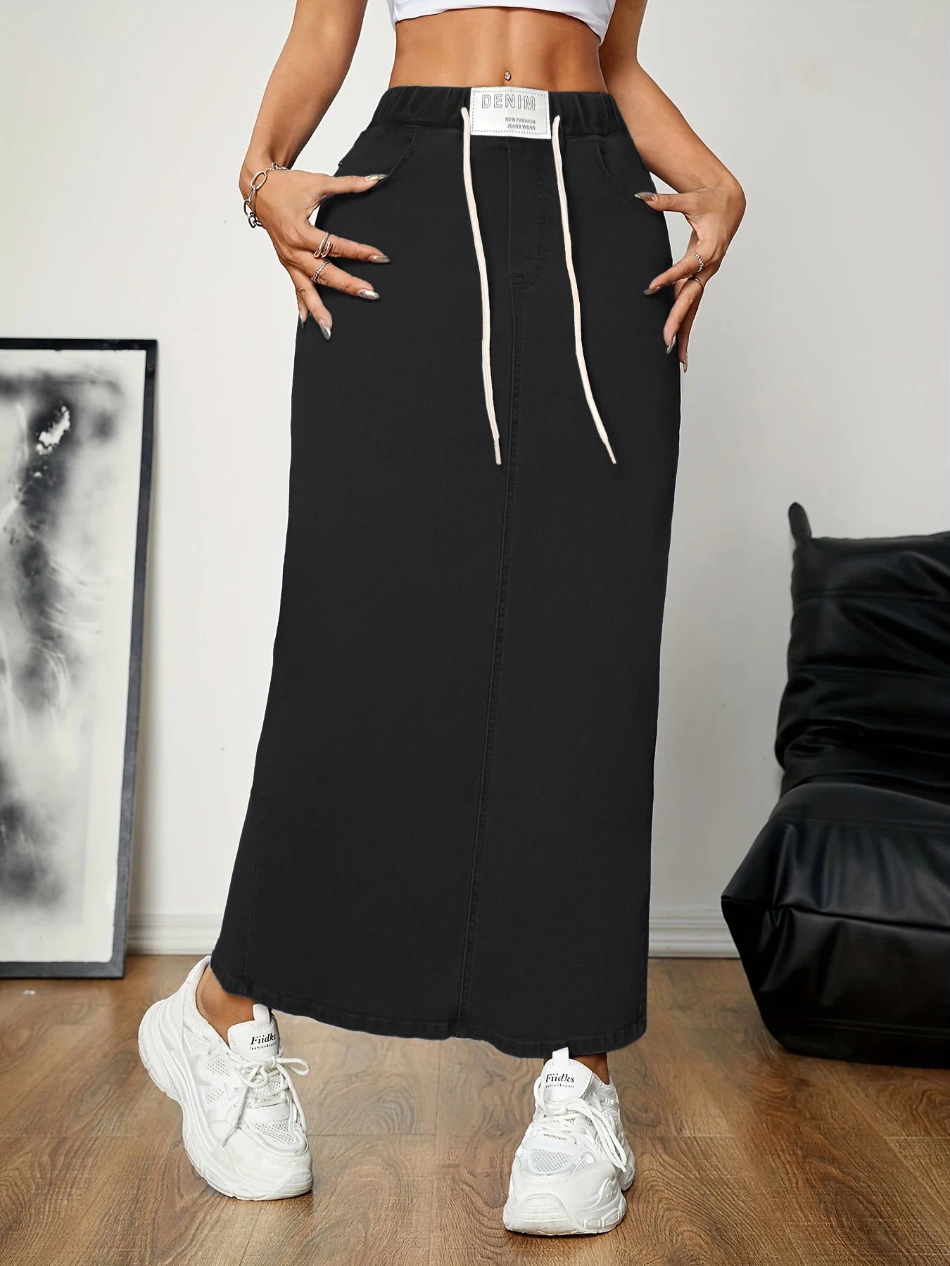 Women's long denim skirt with elastic waist, drawstring, logo patch, slit at the side, A-shaped hip-hugging skirt