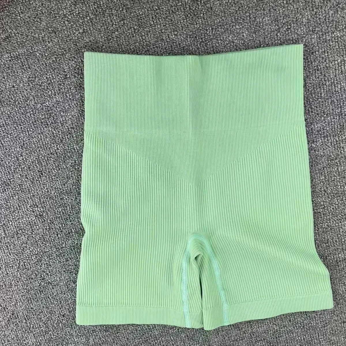 Women's Ribbed Knited Shorts Seamless Yoga Shorts Stretchy High Waist Shorts Sexy Hip Liftting Cycling Running Three Point Pants