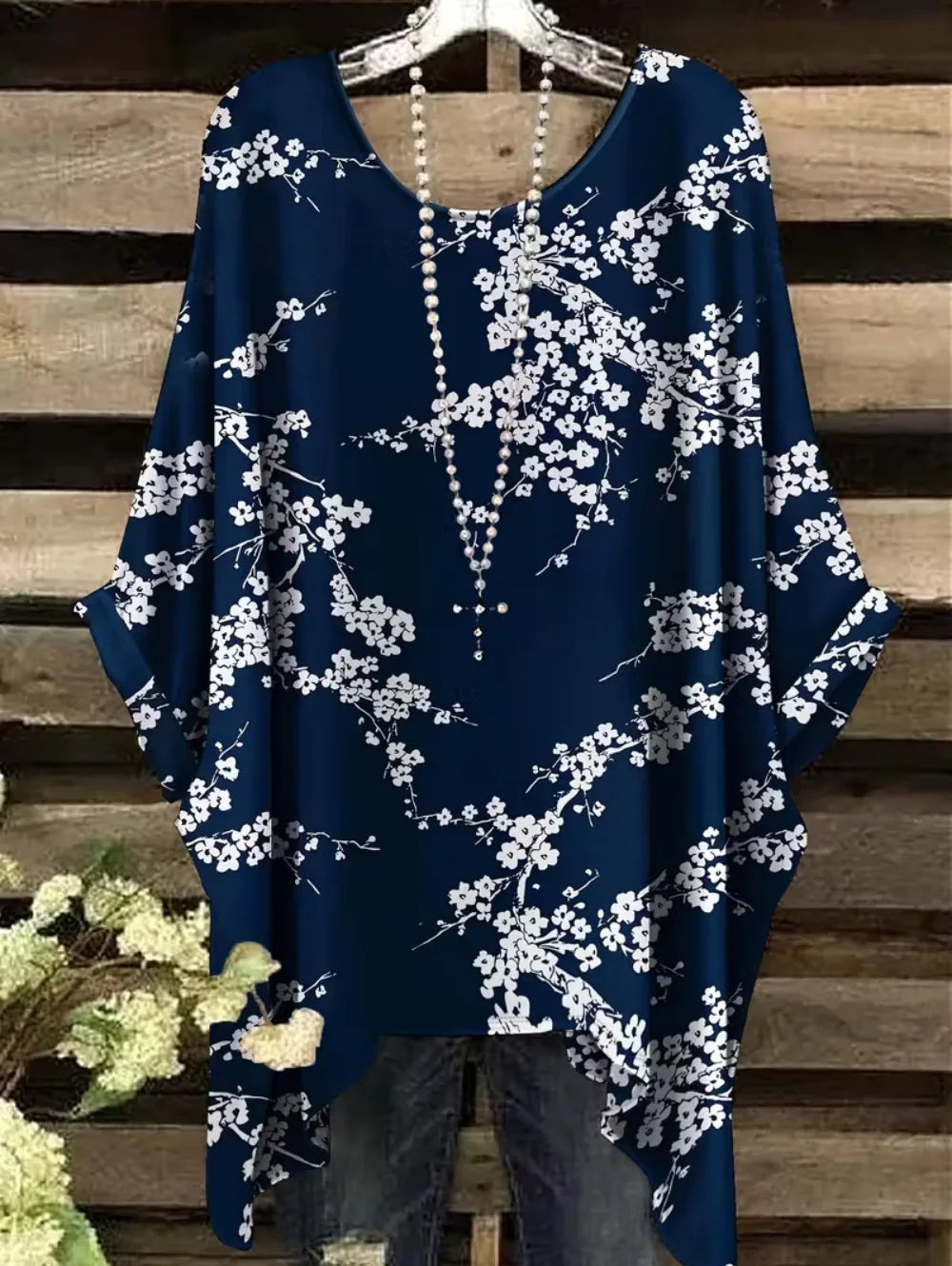 Bohemian Chic Women's T-Shirt Vintage Floral Graphic O-Neck Pullover Short Sleeve Tees Oversized Irregular Hemline Y2k Clothes